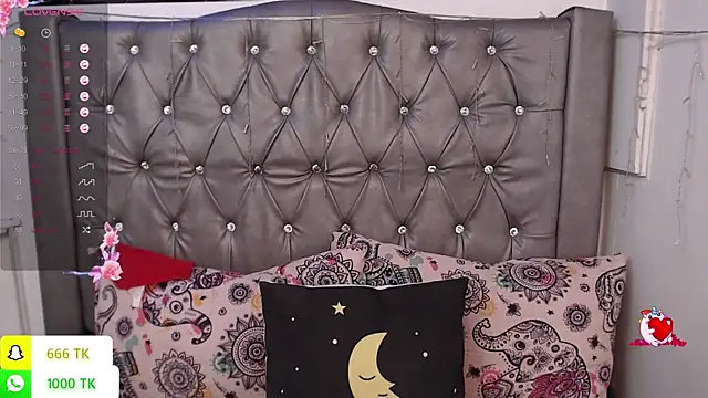 LAILAGUMMY online show from June 16, 5:59 pm