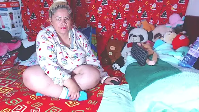 estrellita fugaz16x online show from April 29, 9:57 am
