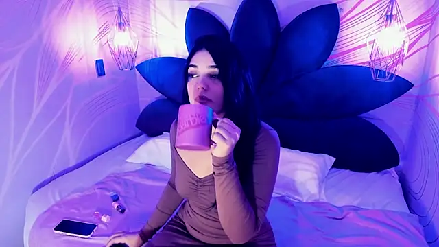 Snapshot of Maddysex_ chatting on June 27, 12:10 pm Maddysex online show from June 27, 12:10 pm