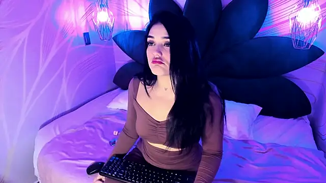 Snapshot of Maddysex_ chatting on June 27, 12:22 pm Maddysex online show from June 27, 12:22 pm
