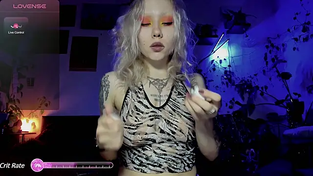 Snapshot of olivecum chatting on March 5, 1:06 pm olivecum online show from March 5, 1:06 pm