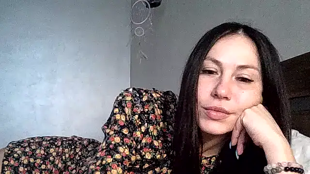 JulianaGold1 online show from February 10, 6:39 am