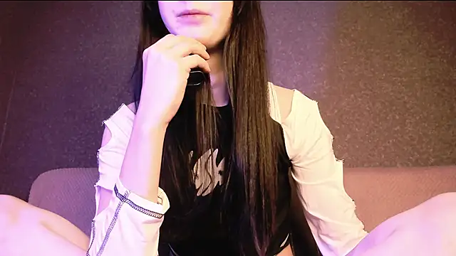 Snapshot of Alice__Aris chatting on December 6, 7:34 pm Alice  Aris online show from December 6, 7:34 pm