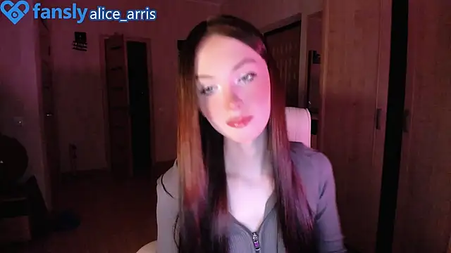 Snapshot of Alice__Aris chatting on October 23, 7:23 pm Alice  Aris online show from October 23, 7:23 pm