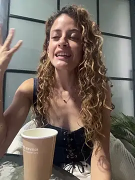 alana15 online show from September 12, 11:15 pm