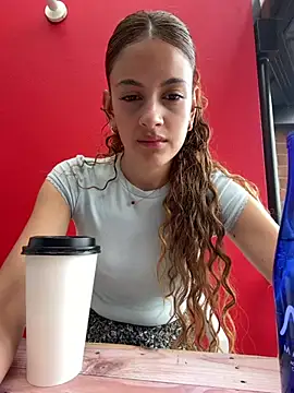 alana15 online show from May 2, 5:18 pm