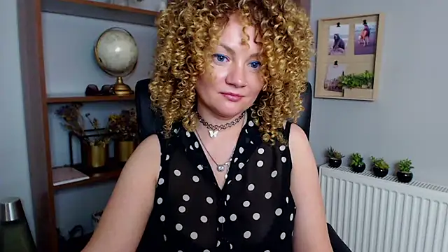 Snapshot of KayaMagic chatting on March 20, 6:31 pm KayaMagic online show from March 20, 6:31 pm