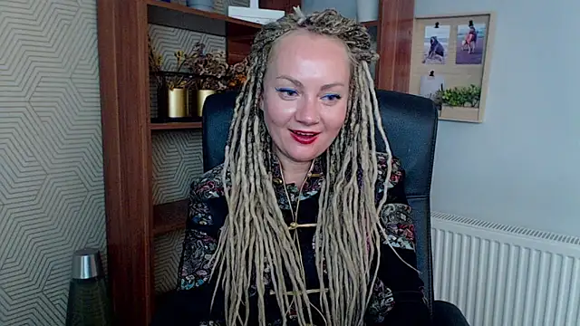 Snapshot of KayaMagic chatting on November 27, 5:37 pm KayaMagic online show from November 27, 5:37 pm