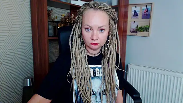 Snapshot of KayaMagic chatting on December 3, 5:22 pm KayaMagic online show from December 3, 5:22 pm