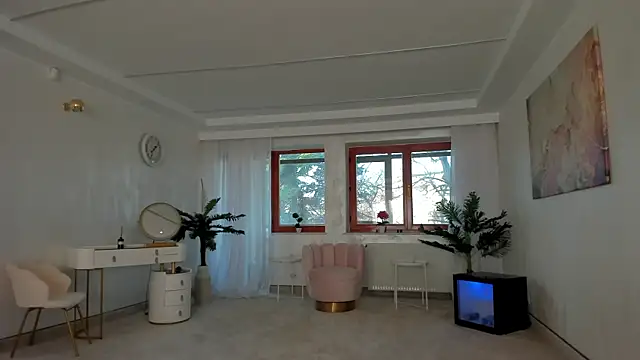 Snapshot of TiffanyHouston_ chatting on January 23, 7:00 am TiffanyHouston online show from January 23, 7:00 am