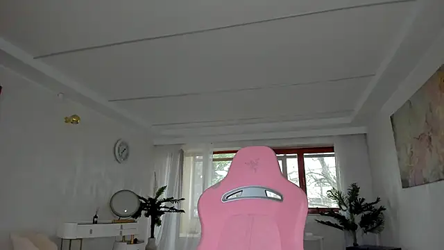 Snapshot of TiffanyHouston_ chatting on February 3, 6:45 am TiffanyHouston online show from February 3, 6:45 am