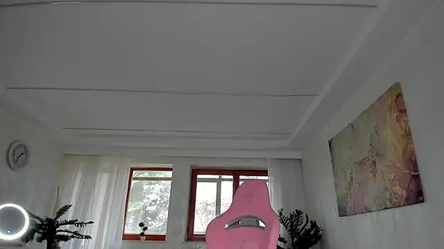 Snapshot of TiffanyHouston_ chatting on March 17, 2:01 pm TiffanyHouston online show from March 17, 2:01 pm