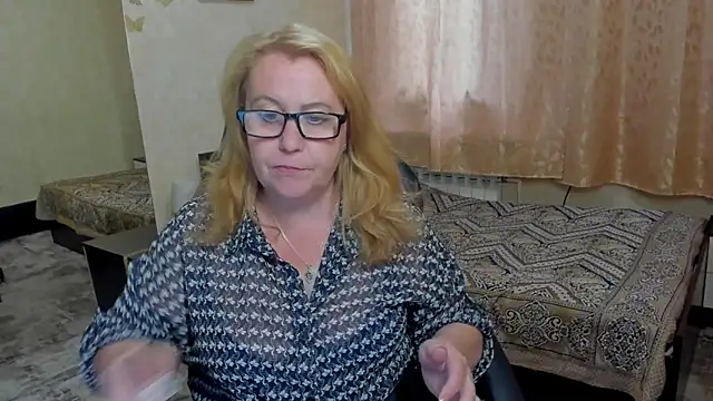 Frau Marta online show from June 11, 12:58 pm