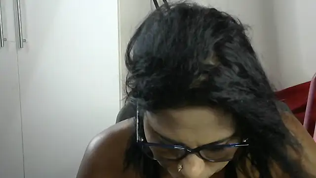 Snapshot of sunshinelady_ chatting on January 15, 9:35 am sunshinelady online show from January 15, 9:35 am