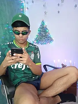 Snapshot of pinedasex777 chatting on December 19, 12:45 pm pinedasex777 online show from December 19, 12:45 pm