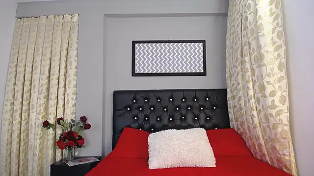 Snapshot of loveyouzahara2020 chatting on March 7, 11:16 pm loveyouzahara2020 online show from March 7, 11:16 pm