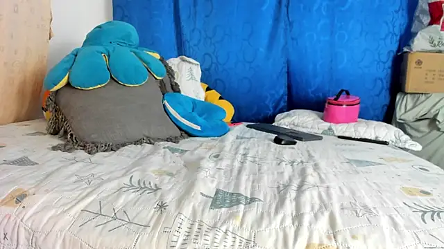 BlowMommy  online show from February 22, 12:15 pm