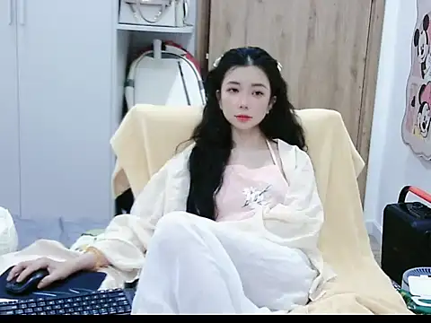 Cute Ruby01 online show from July 8, 11:48 am