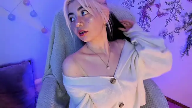 Snapshot of Sammysammy_ chatting on December 29, 8:00 am Sammysammy online show from December 29, 8:00 am