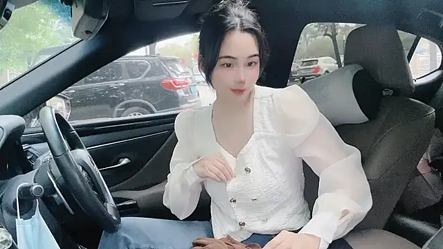 Snapshot of orla2021 chatting on March 1, 11:47 pm orla2021 online show from March 1, 11:47 pm