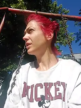 JoLeNe27 online show from June 12, 5:17 am