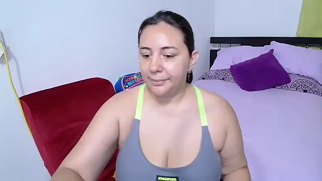 sexxy ticki online show from December 13, 6:05 pm