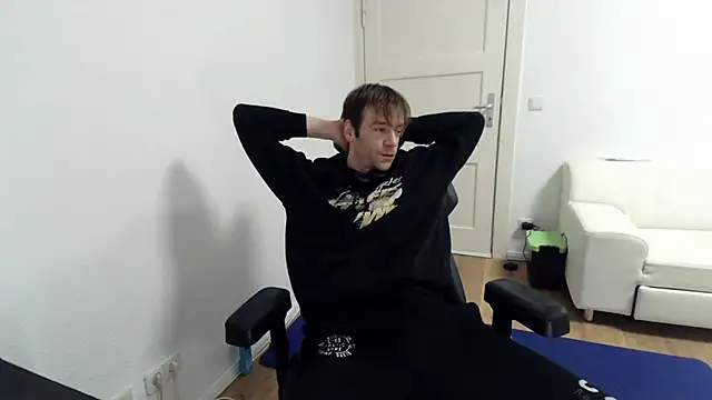 Snapshot of fit_ass_2021 chatting on February 25, 6:58 am fit ass 2021 online show from February 25, 6:58 am