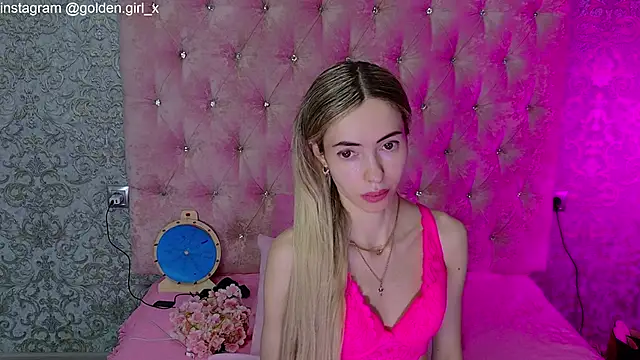 Akilla Queen online show from June 9, 1:50 am