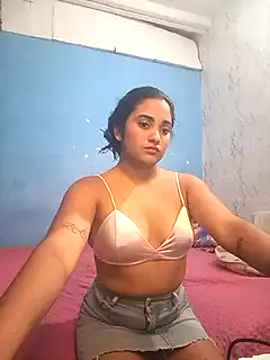 shayna all online show from March 15, 2:46 am