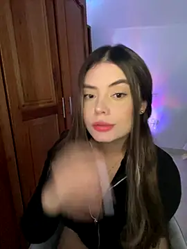 Snapshot of Miss_valeriaa chatting on October 30, 4:08 pm Miss valeriaa online show from October 30, 4:08 pm