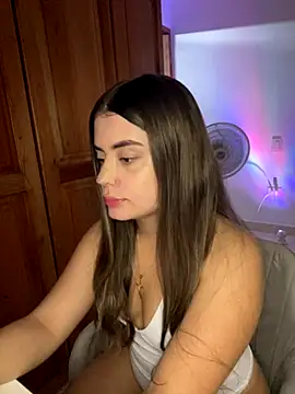 Snapshot of Miss_valeriaa chatting on November 20, 4:07 pm Miss valeriaa online show from November 20, 4:07 pm