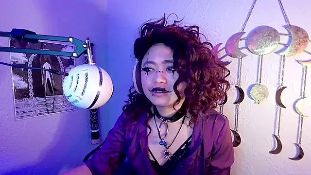 Snapshot of Azazelgains chatting on March 16, 5:58 am Azazelgains online show from March 16, 5:58 am