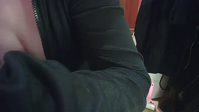 Snapshot of cindy01113520 chatting on February 28, 5:59 pm cindy01113520 online show from February 28, 5:59 pm