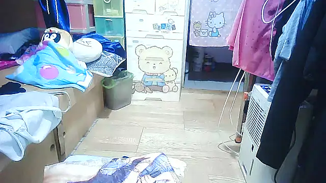 Snapshot of cindy01113520 chatting on March 7, 5:28 pm cindy01113520 online show from March 7, 5:28 pm