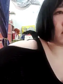 Snapshot of cindy01113520 chatting on March 23, 12:15 am cindy01113520 online show from March 23, 12:15 am