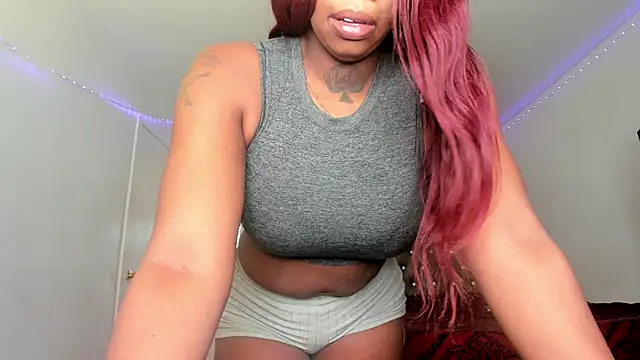 SashaMalone online show from December 17, 4:35 pm