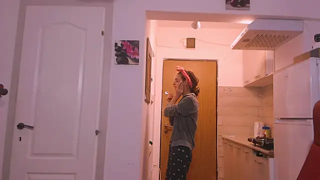 simyhvn online show from January 13, 5:13 am