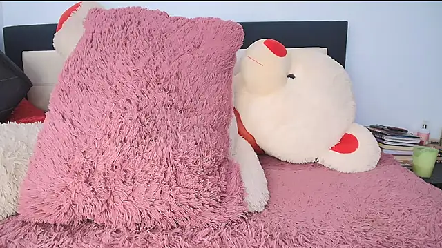 na-biky online show from November 1, 7:05 pm