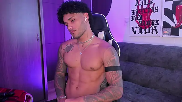 Alessandro Vanni online show from April 26, 2:59 pm