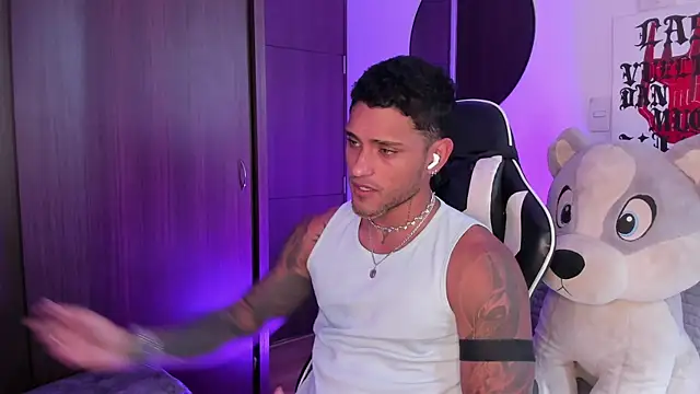 Alessandro Vanni online show from June 24, 2:16 pm