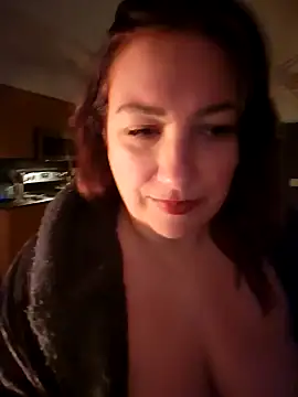 Snapshot of Canadian_BBW chatting on January 31, 2:39 pm Canadian BBW online show from January 31, 2:39 pm