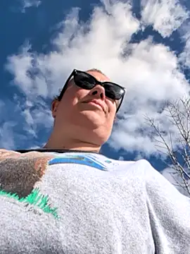 Snapshot of Canadian_BBW chatting on March 6, 7:32 pm Canadian BBW online show from March 6, 7:32 pm