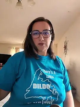 Snapshot of Canadian_BBW chatting on October 31, 9:49 pm Canadian BBW online show from October 31, 9:49 pm