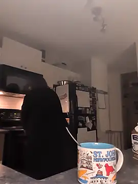 Snapshot of Canadian_BBW chatting on December 14, 3:06 pm Canadian BBW online show from December 14, 3:06 pm