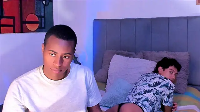 Snapshot of CrissBrownxxx chatting on October 10, 2:21 am CrissBrownxxx online show from October 10, 2:21 am