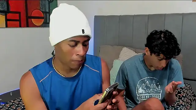 Snapshot of CrissBrownxxx chatting on October 22, 8:08 pm CrissBrownxxx online show from October 22, 8:08 pm