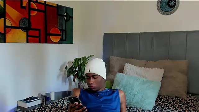 Snapshot of CrissBrownxxx chatting on November 12, 5:35 pm CrissBrownxxx online show from November 12, 5:35 pm