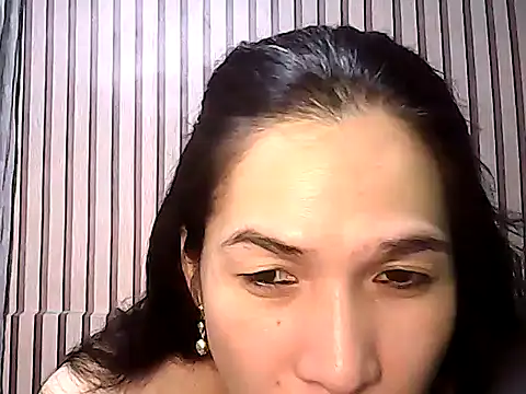 Snapshot of BigDickTrans chatting on January 1, 4:39 pm BigDickTrans online show from January 1, 4:39 pm