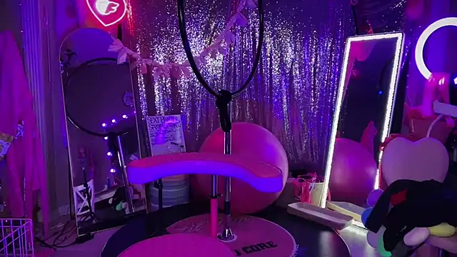 bimbotwerkqueen online show from May 31, 4:42 am