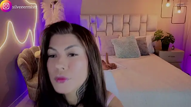 pamela reyes  online show from April 30, 2:56 pm